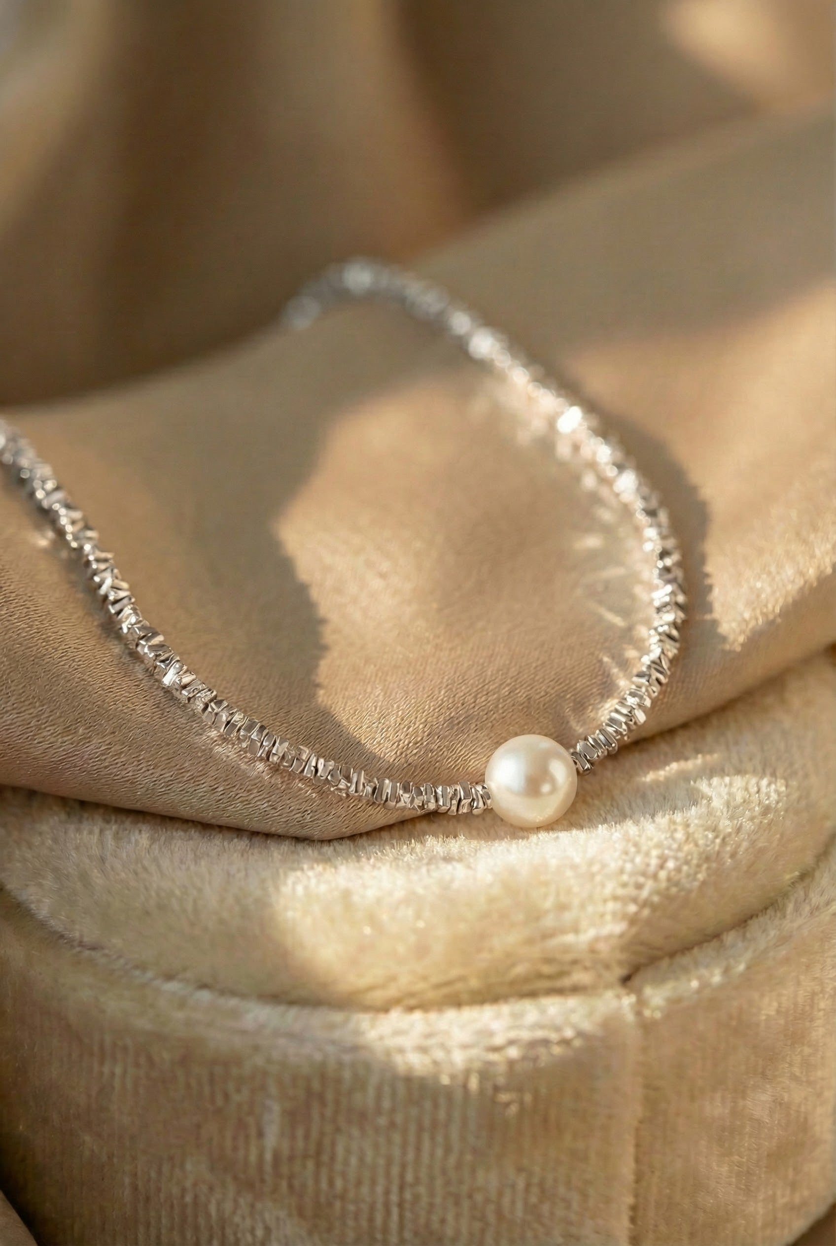 Classic Pearl Vintage Necklace