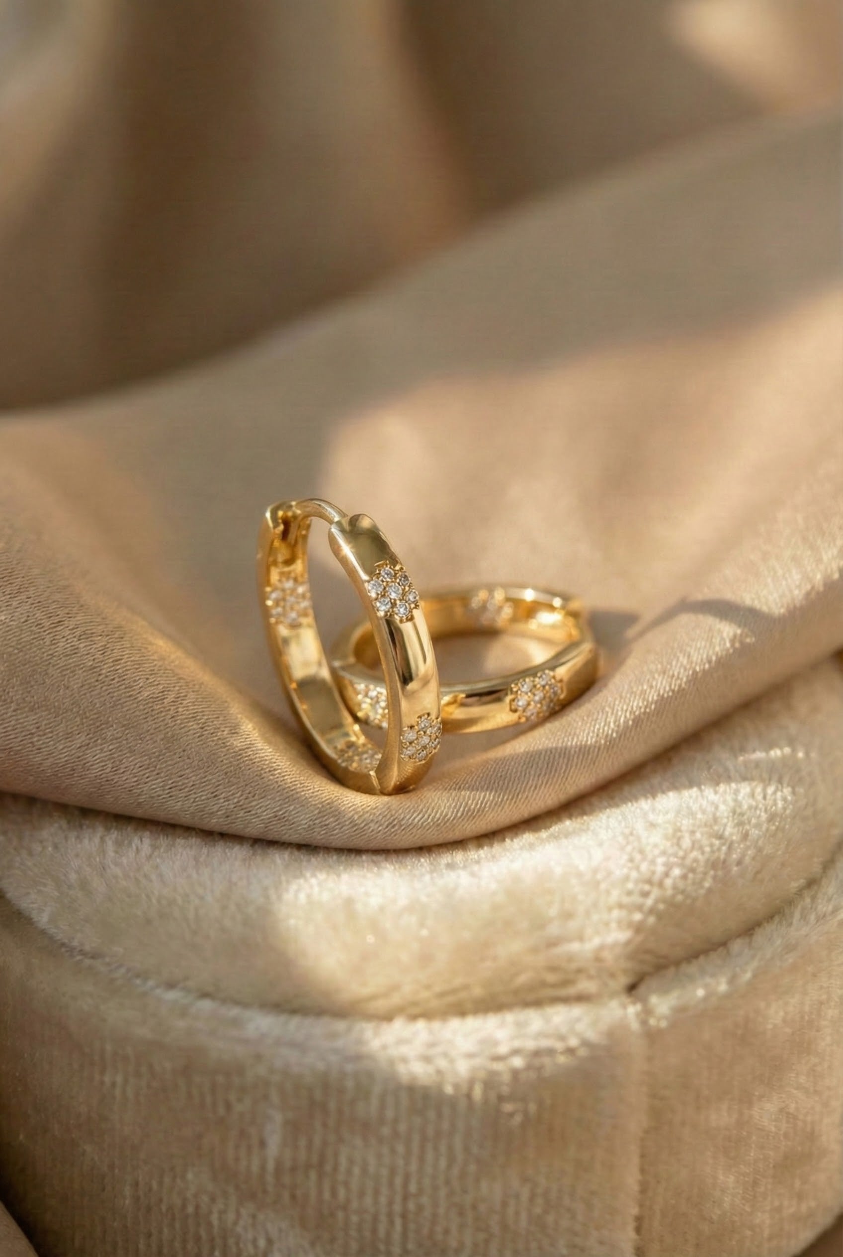 Retro Golden Floral Hoop Earrings