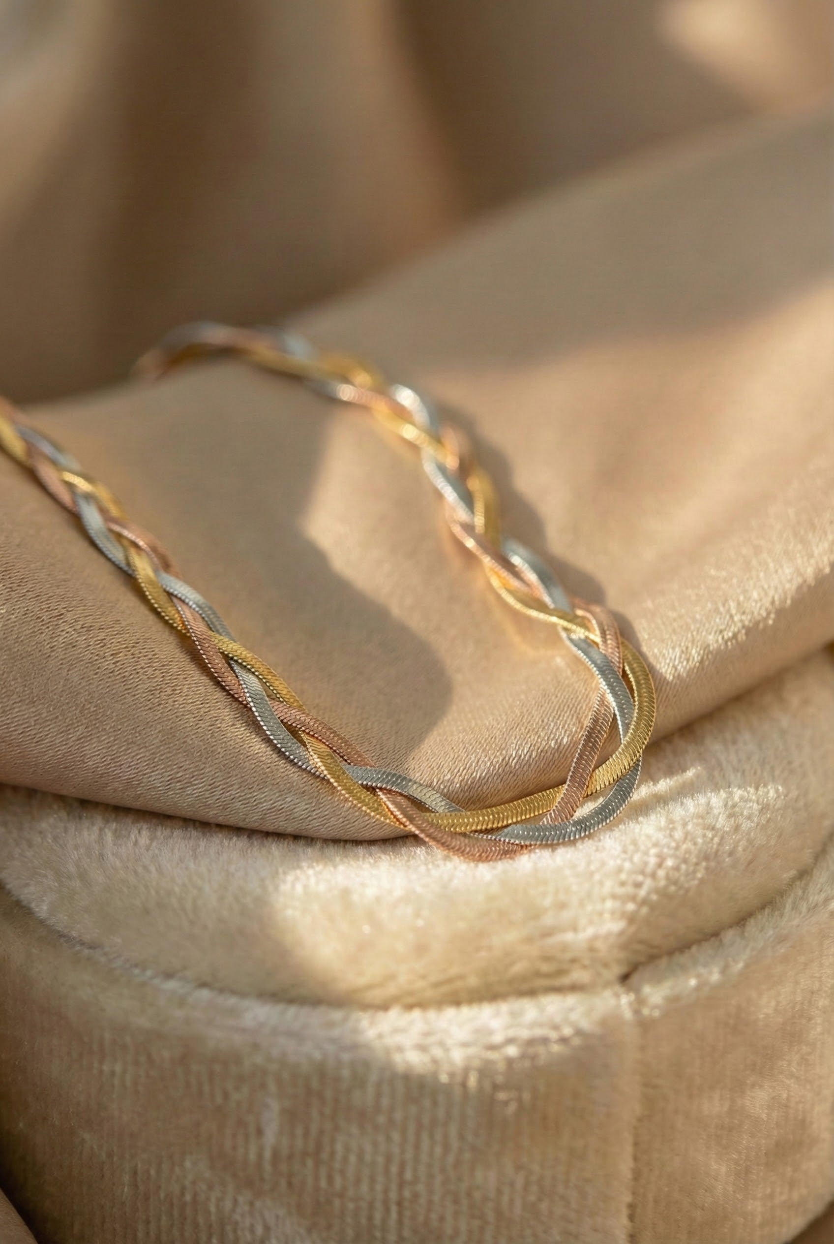 Chic Gold and Silver Necklace