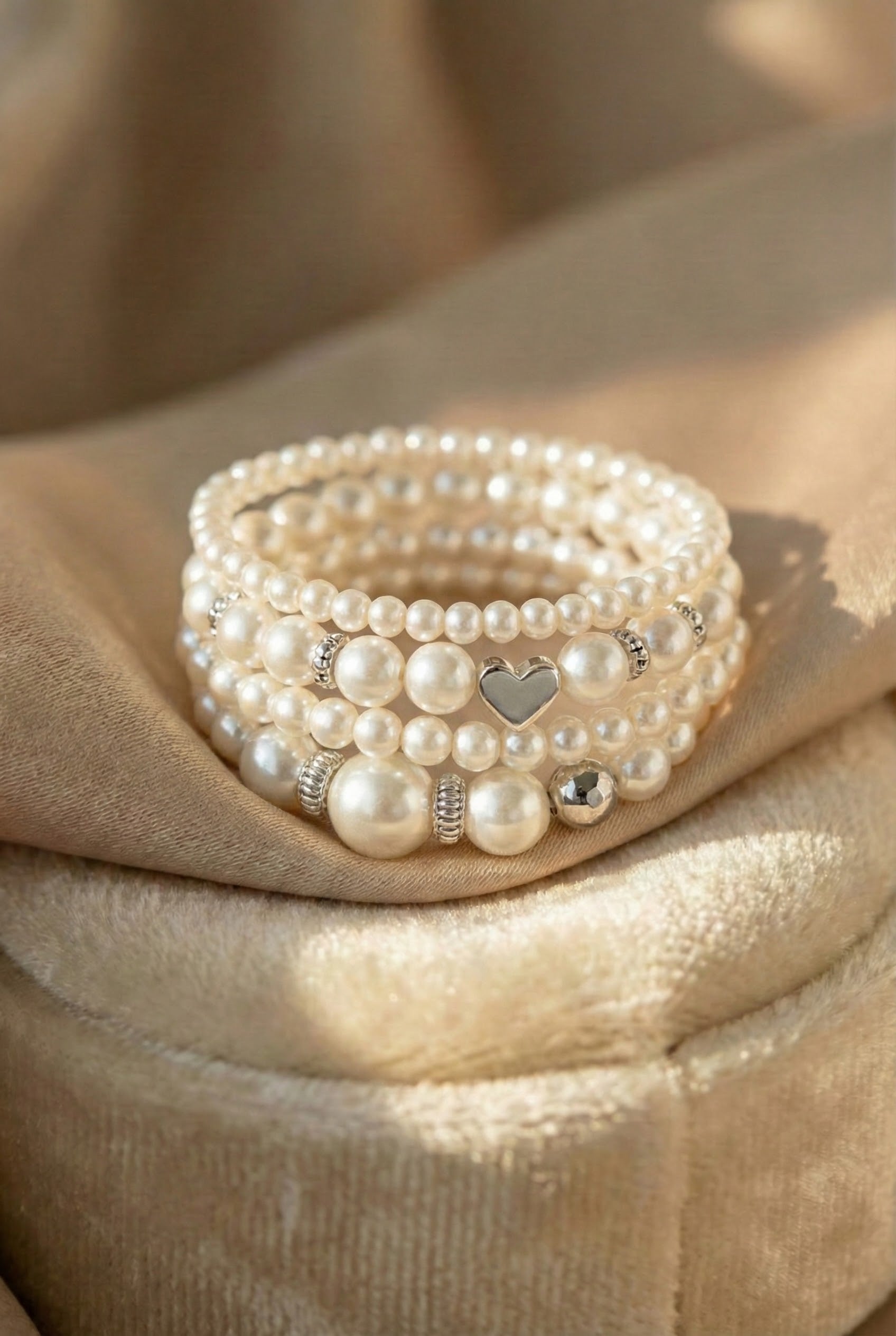 Elegant Heart-Shaped Pearl Bracelet Collection