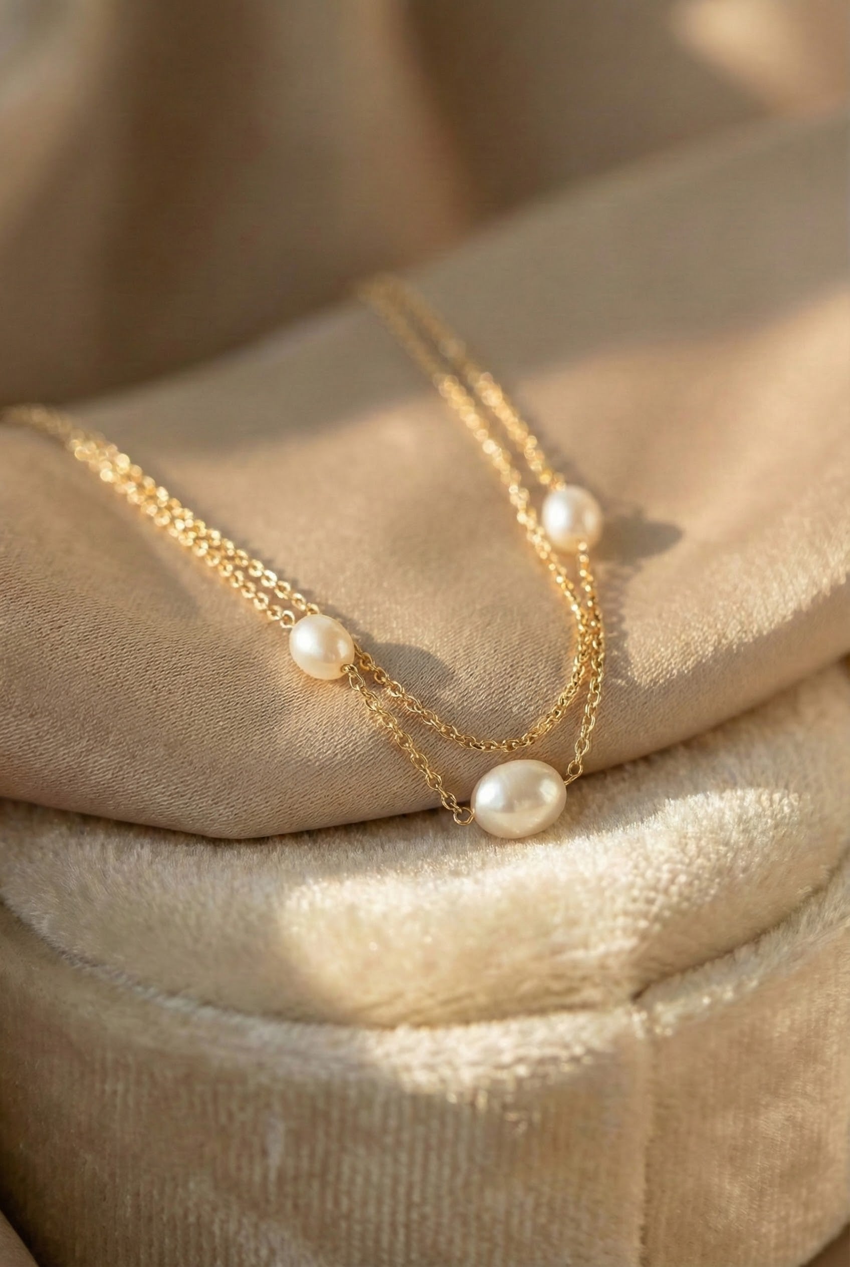 Timeless Necklace Adorned with Freshwater Pearls