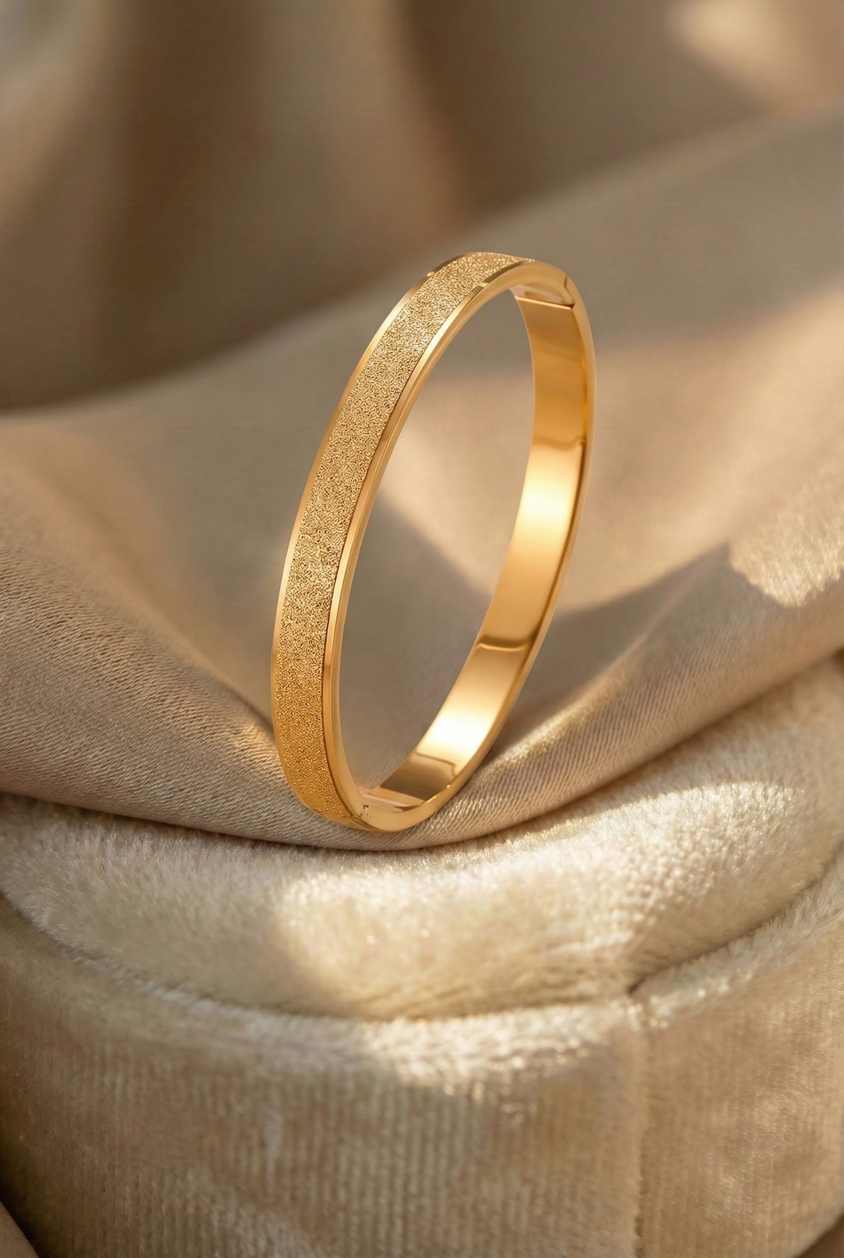 Chic Minimalist Gold Bangles