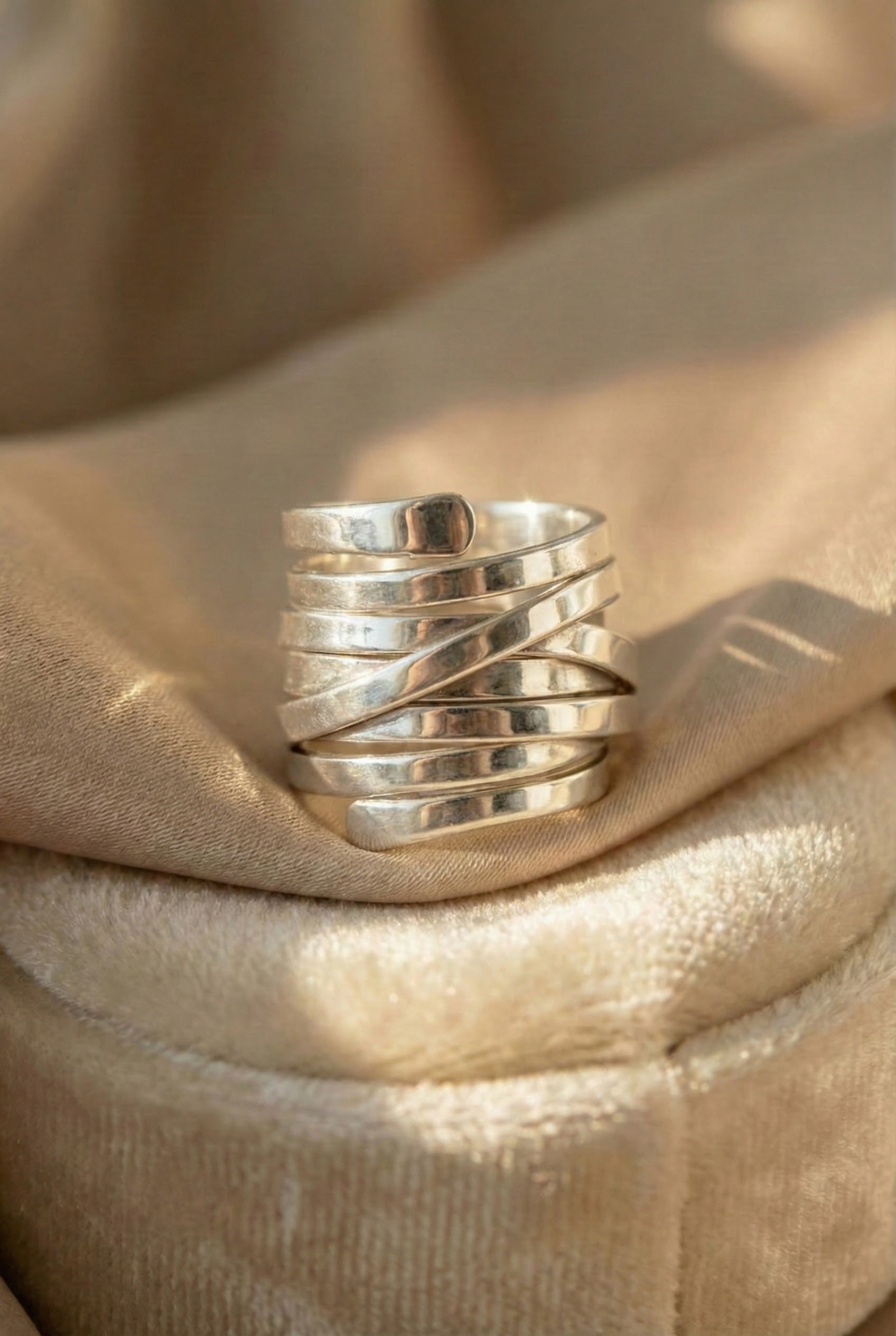 Elegant Vintage Silver Ring